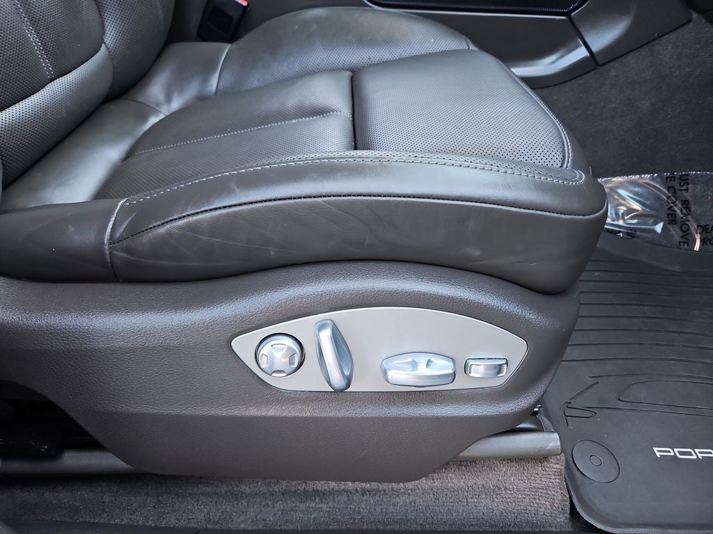 2017 Porsche Macan Base