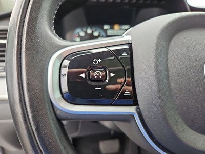 2022 Volvo XC90 T5 Momentum