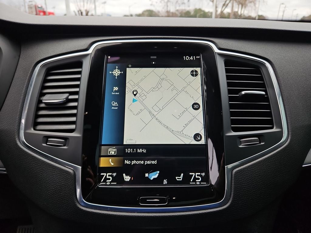 2022 Volvo XC90 T5 Momentum