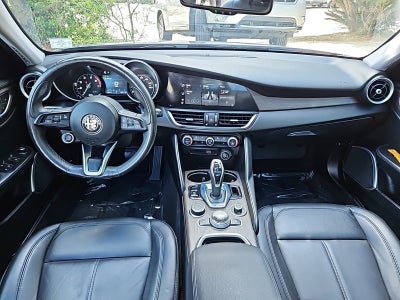 2020 Alfa Romeo Giulia Ti w/ Dual Panel Sunroof