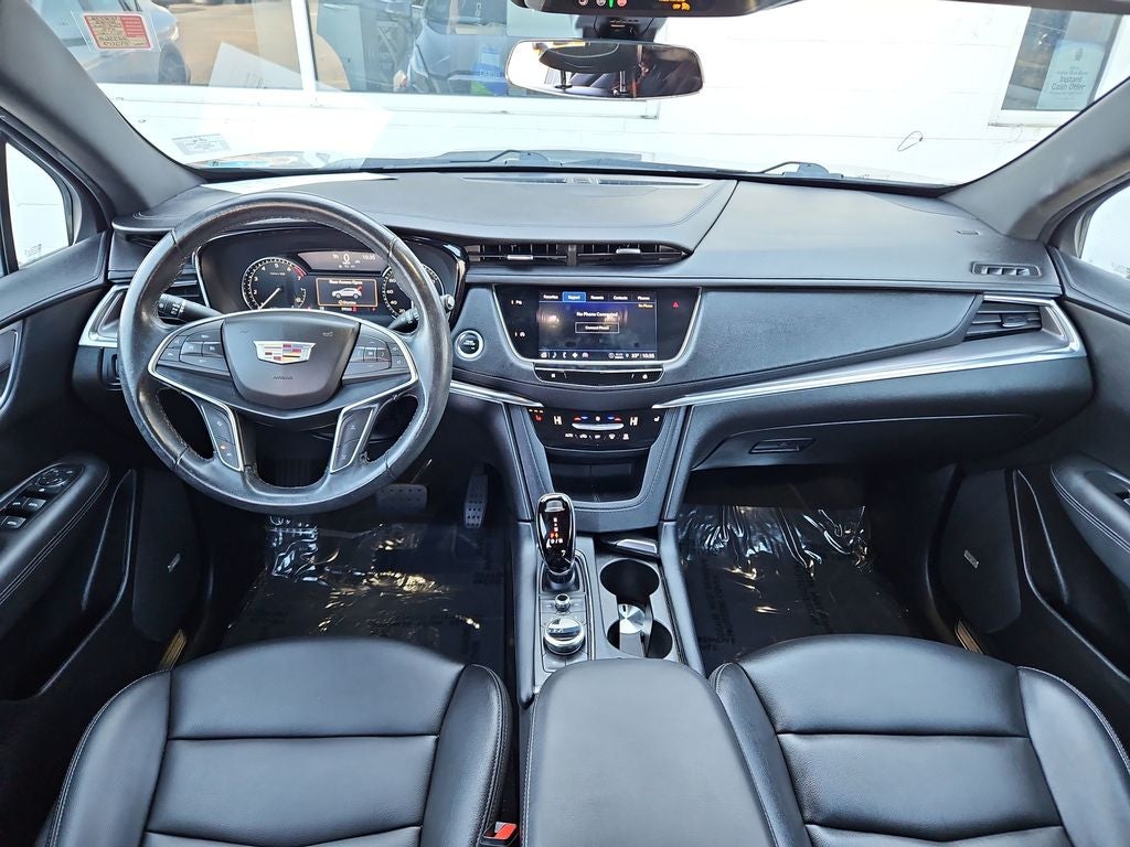 2023 Cadillac XT5 Luxury