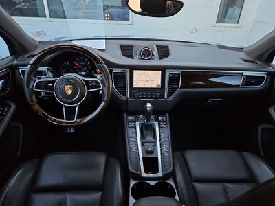 2017 Porsche Macan Base