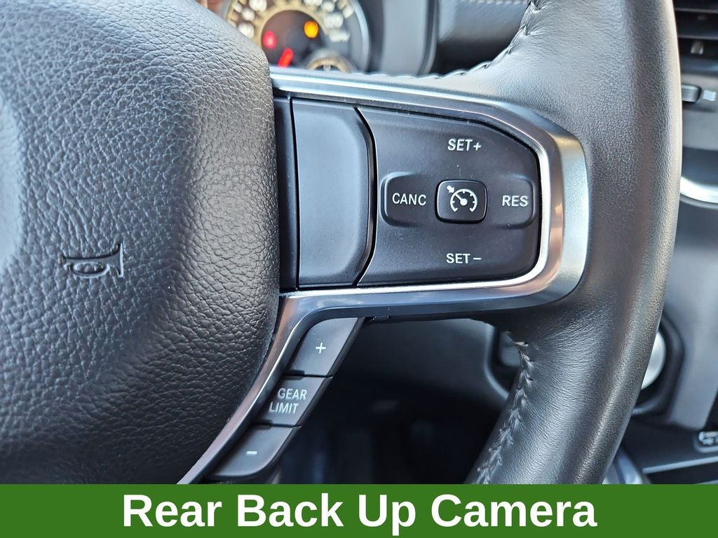 2024 RAM 1500 Laramie HEMI 5.7L 2WD Crew Cab