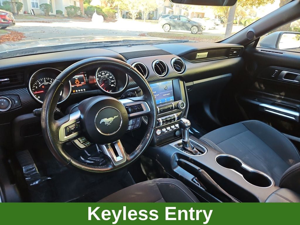 2022 Ford Mustang EcoBoost