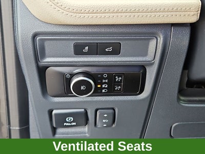 2023 Ford Expedition Limited w/ Nav, Panoramic Vista Roof & 3rd Row