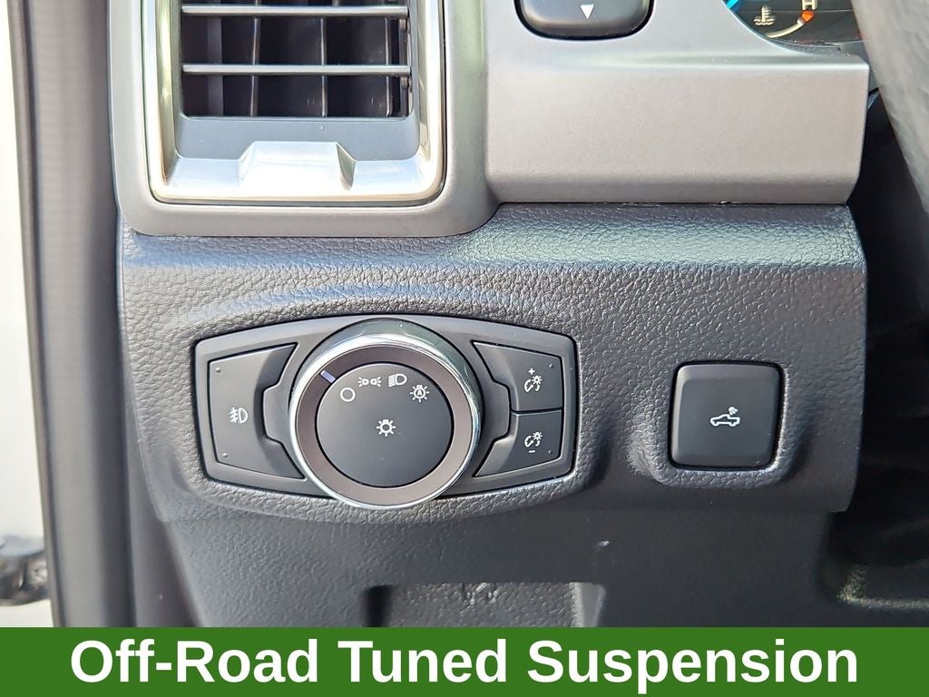 2019 Ford Ranger XLT SuperCrew 4x4 w/ FX4 Pkg.