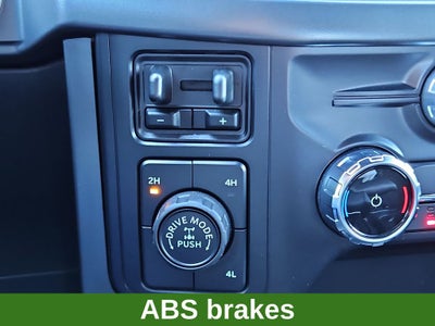 2024 Ford F-150 XLT 4WD SuperCrew FX4 5.0L w/ Black Appearance Pkg