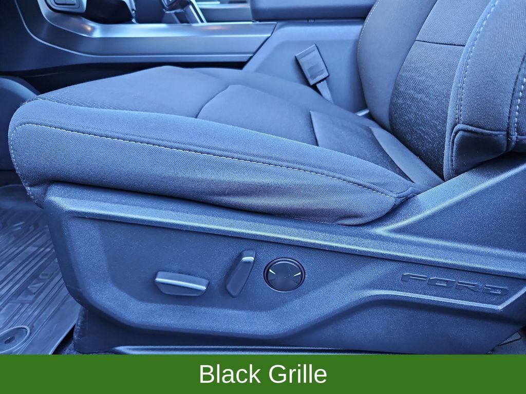 2024 Ford F-150 XLT 4WD SuperCrew FX4 5.0L w/ Black Appearance Pkg