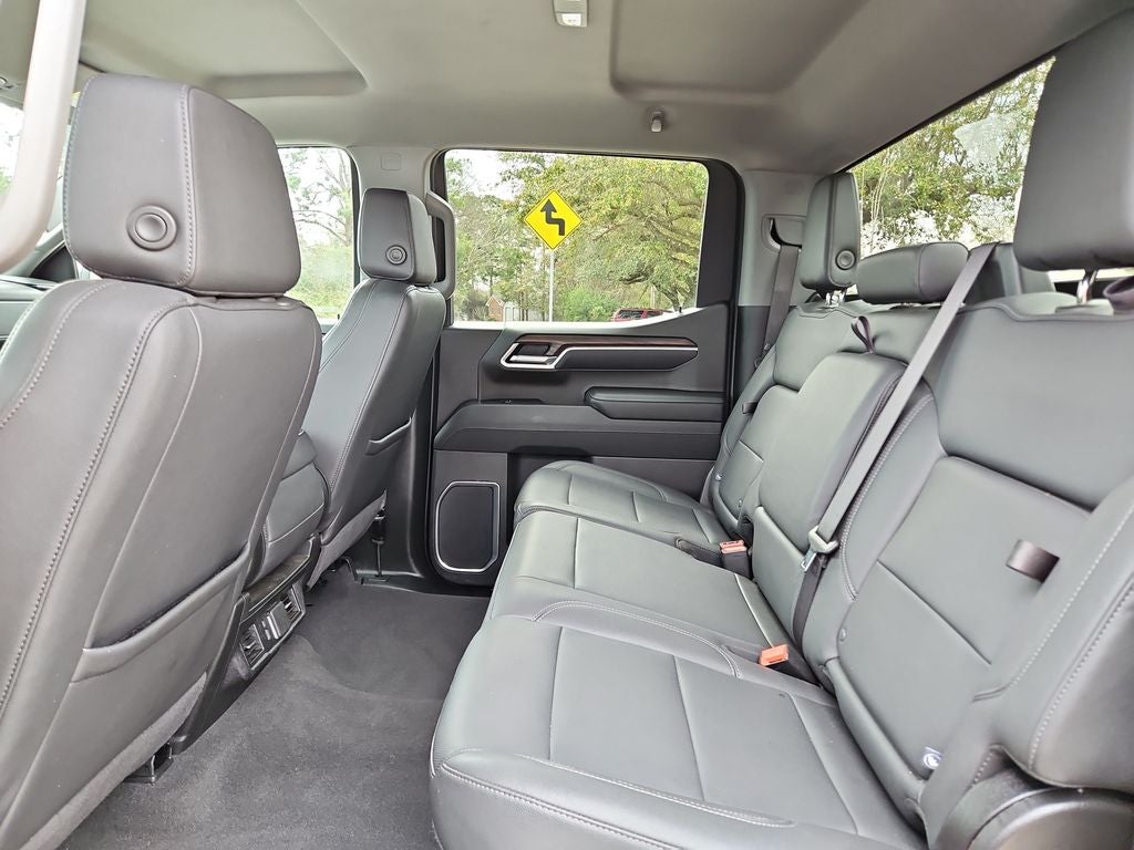 2025 GMC Sierra 1500 SLT 4WD Crew Cab