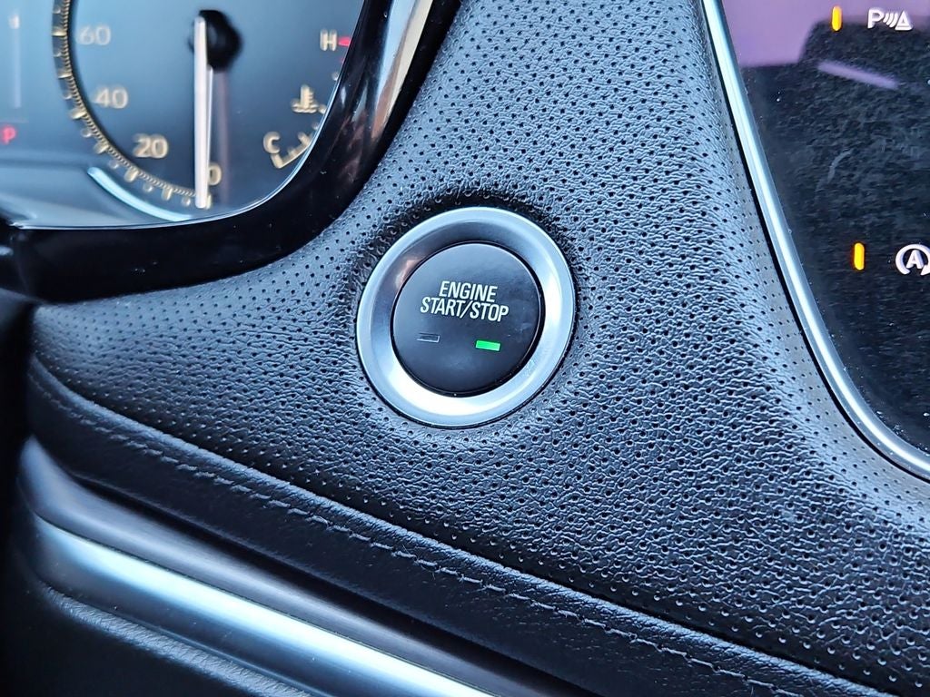 2023 Cadillac XT5 Luxury