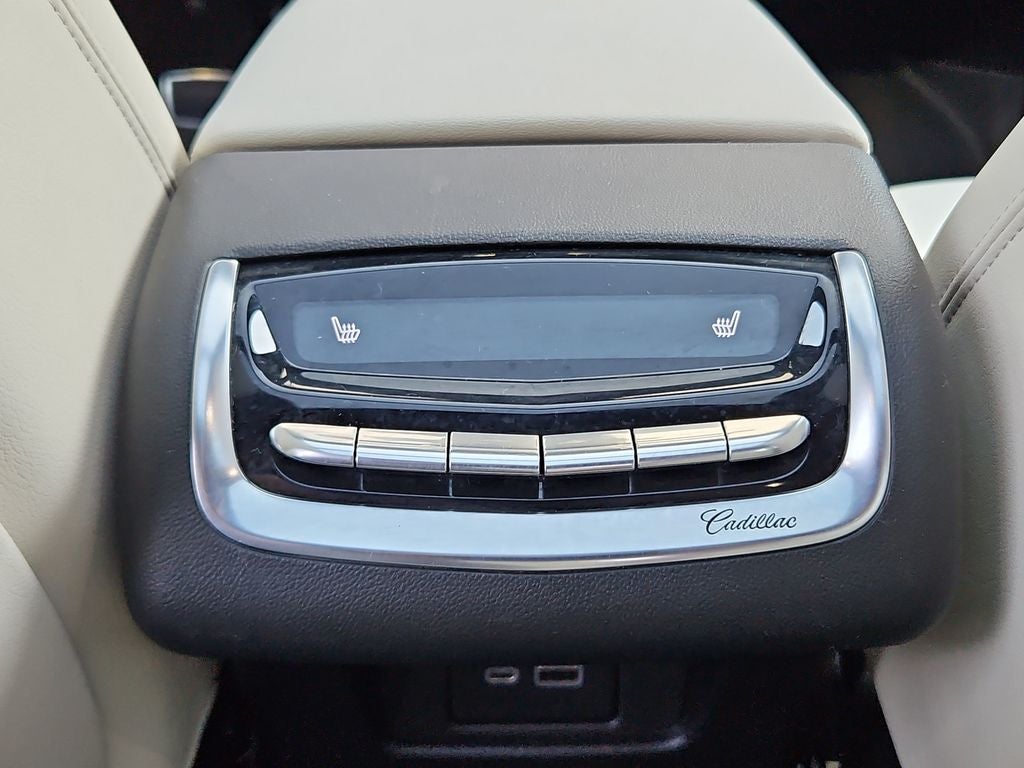 2022 Cadillac XT6 Sport