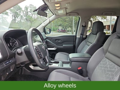 2025 Nissan Frontier SV 2WD Crew Cab