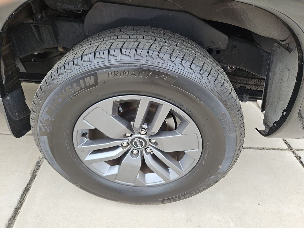 2025 Nissan Frontier SV 2WD Crew Cab