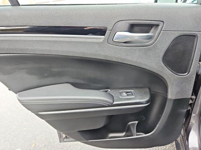 2023 Chrysler 300 S w/ Nav & Panoramic Sunroof