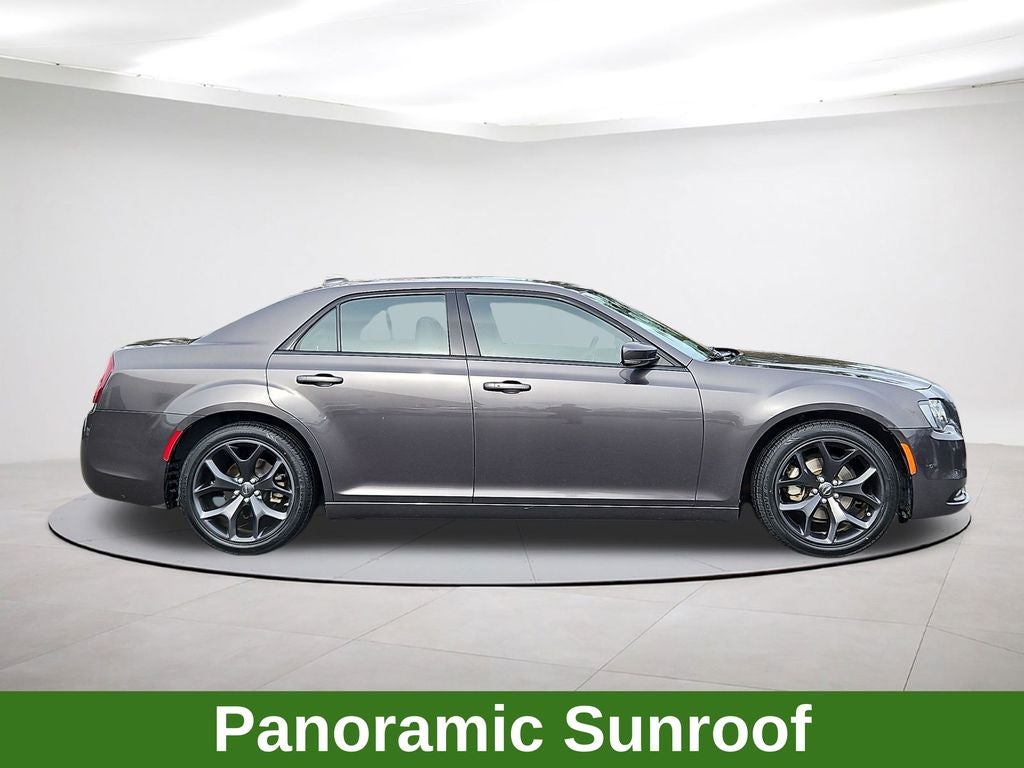 2023 Chrysler 300 S w/ Nav & Panoramic Sunroof