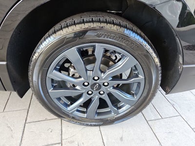 2022 Chevrolet Equinox RS AWD w/ Nav & Sunroof