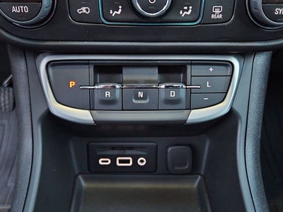 2023 GMC Terrain SLT w/ Tech Pkg. Nav & Skyscape Sunroof