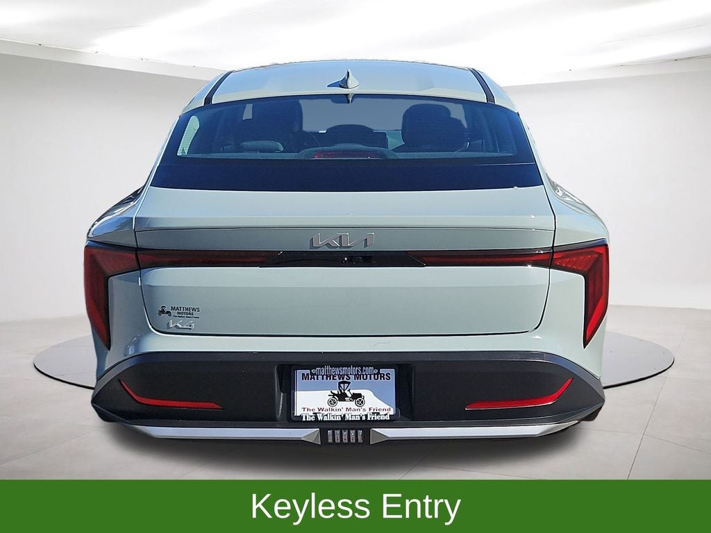 2025 Kia K4 LXS