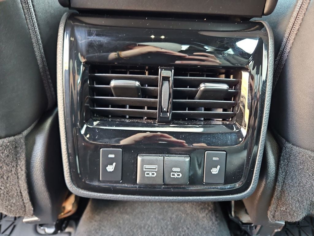 2021 Toyota Avalon Hybrid Limited w/ Nav & Sunroof