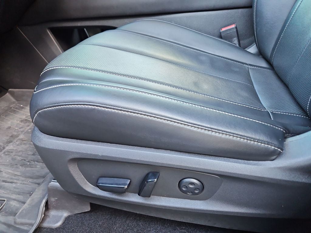 2022 INFINITI QX60 LUXE