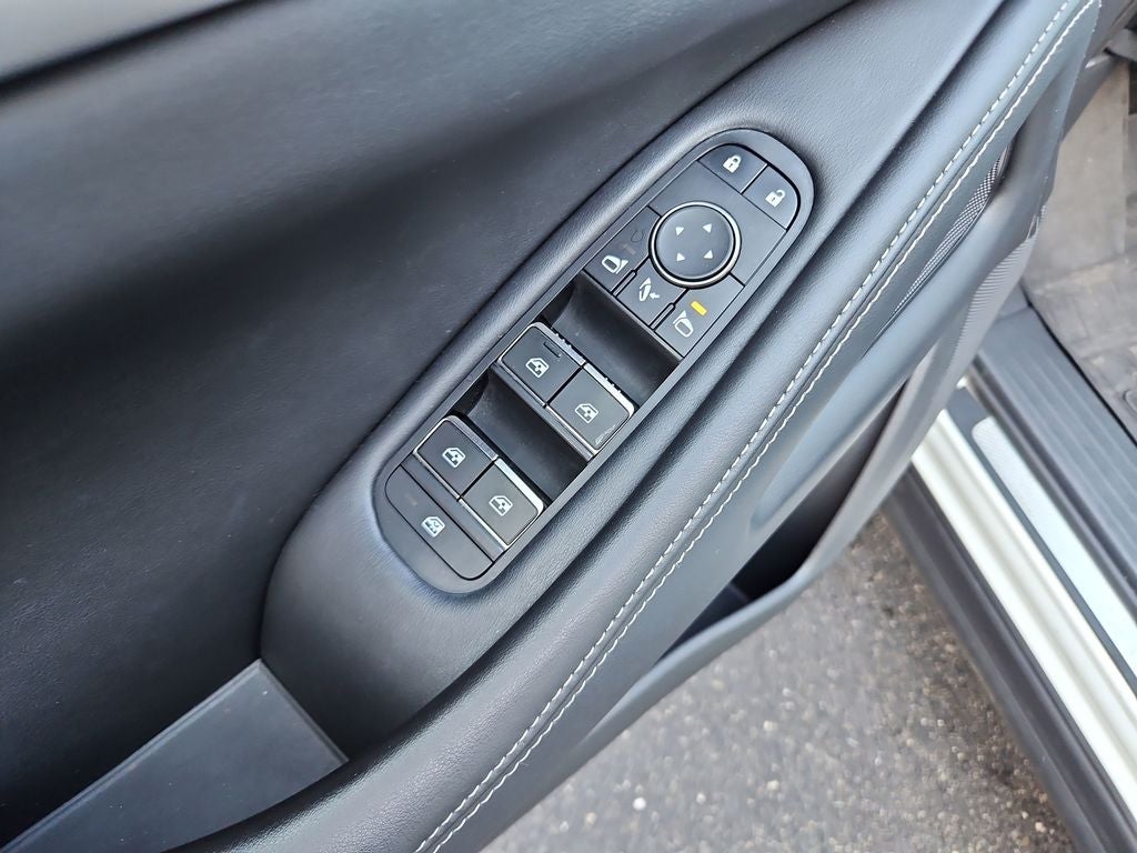 2022 INFINITI QX60 LUXE