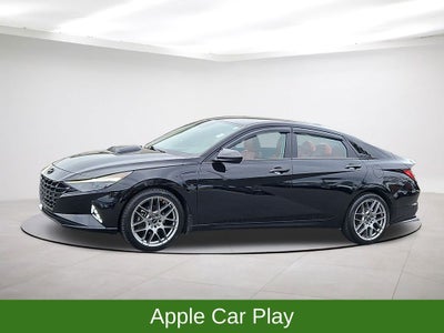 2022 Hyundai Elantra SE