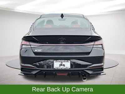 2022 Hyundai Elantra SE