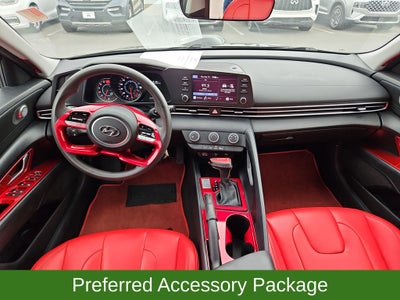 2022 Hyundai Elantra SE