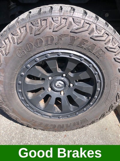 2018 Toyota Tundra Limited CrewMax 4x4 w/ Nav & Sunroof CrewMax