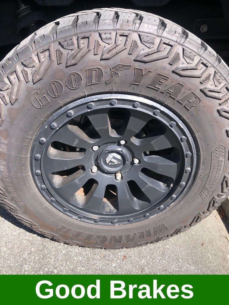 2018 Toyota Tundra Limited CrewMax 4x4 w/ Nav & Sunroof CrewMax