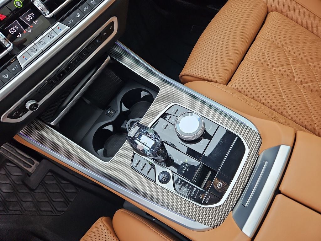 2023 BMW X5 xDrive40i M-Sport w/ Executive Pkg. & Panoramic Su