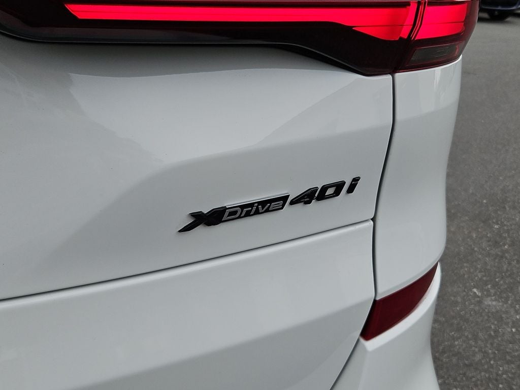 2023 BMW X5 xDrive40i M-Sport w/ Executive Pkg. & Panoramic Su