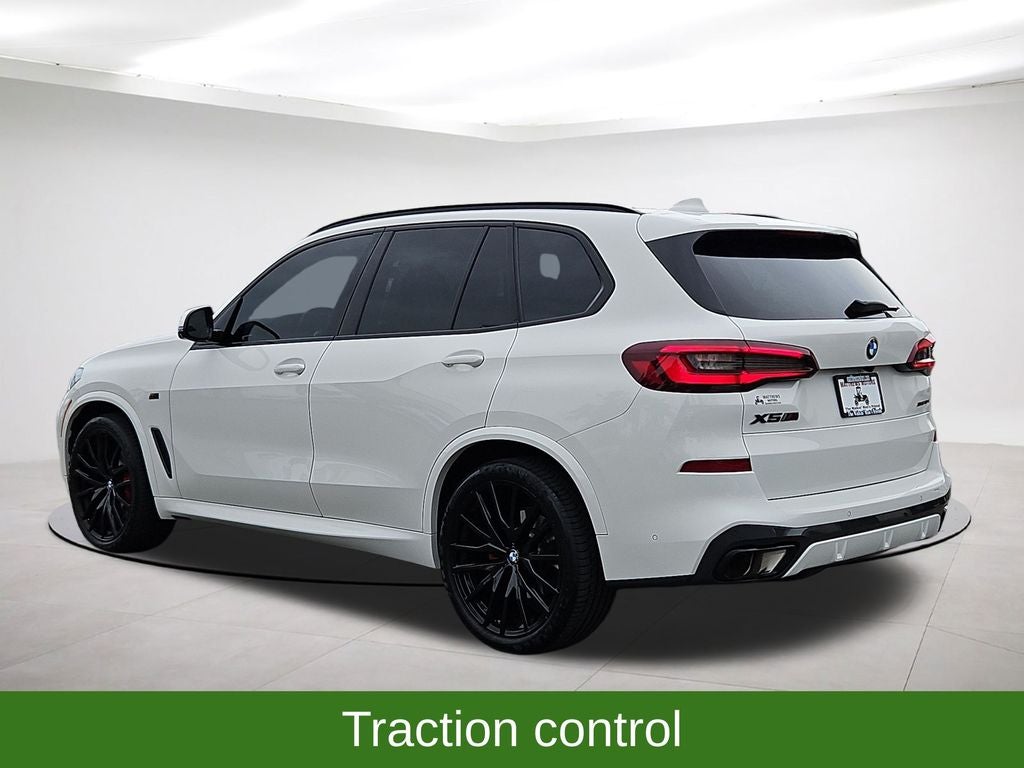 2023 BMW X5 xDrive40i M-Sport w/ Executive Pkg. & Panoramic Su