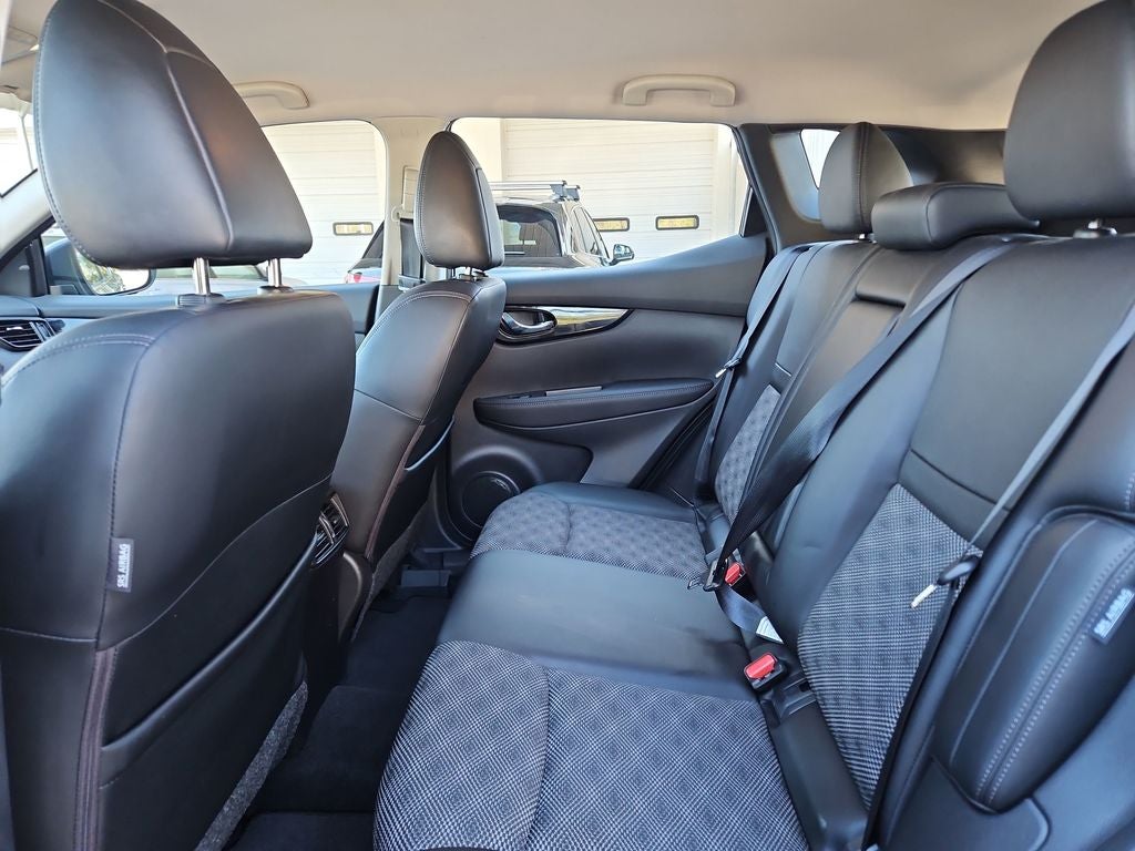 2021 Nissan Rogue Sport SV