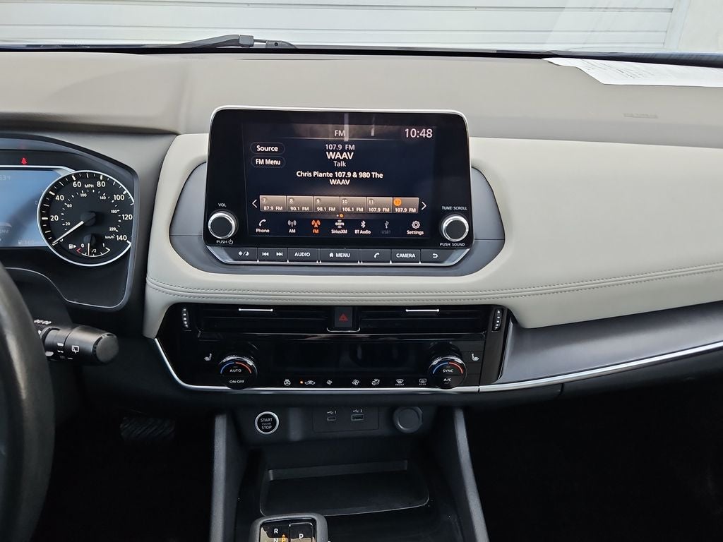 2022 Nissan Rogue SV