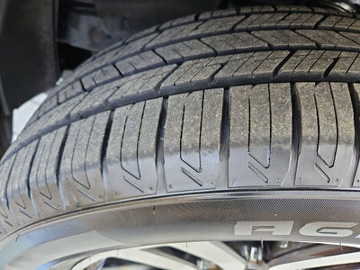 2021 Toyota 4Runner Limited 4wd w/ Nav, Sunroof & 3rd Row