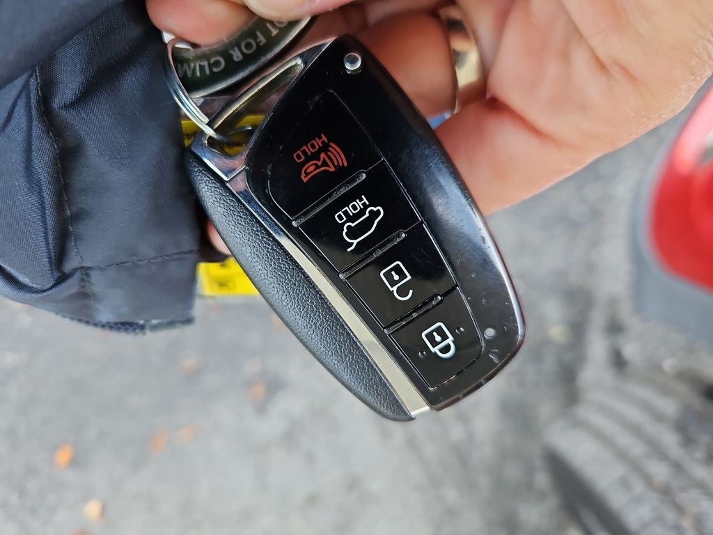 2017 Hyundai Santa Fe Limited Ultimate