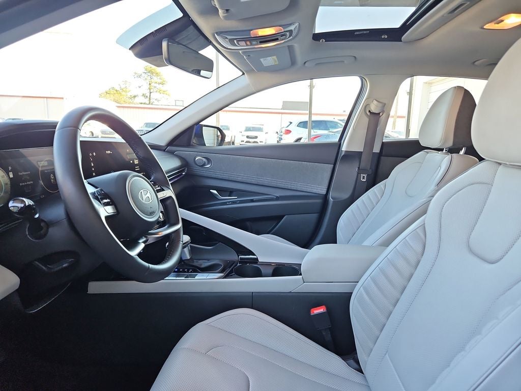 2025 Hyundai Elantra Limited