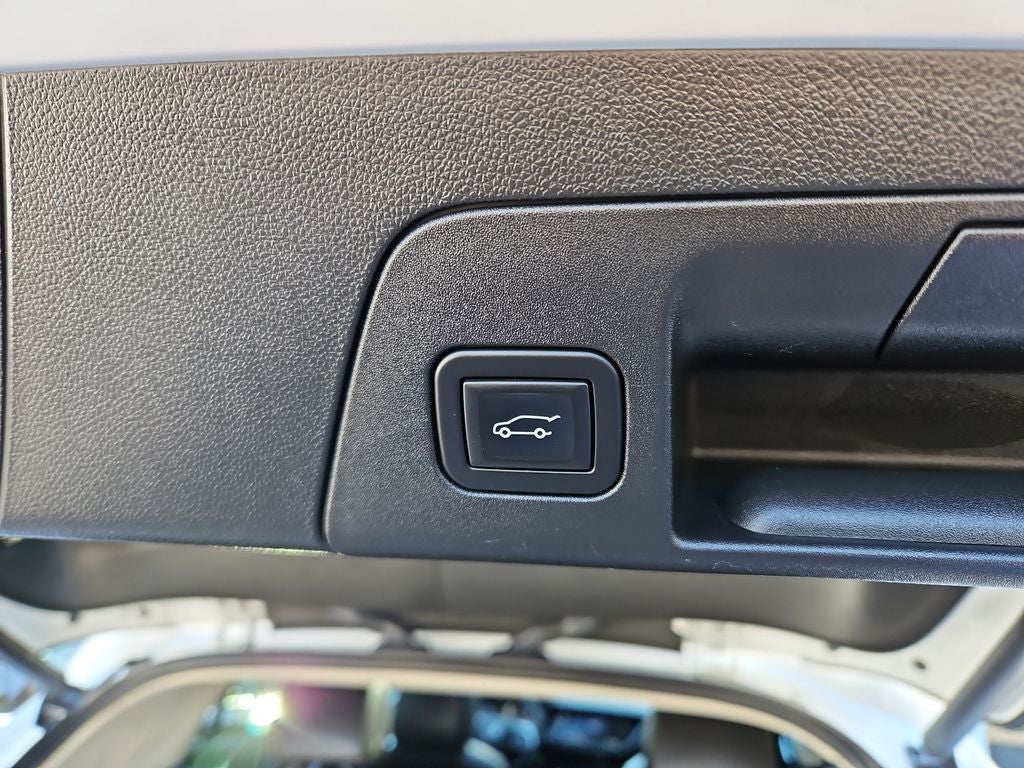 2023 Buick Envision Essence Sport Touring Pkg. & Panoramic Sunroof