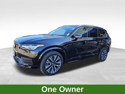 2022 Volvo XC90 T5 Momentum