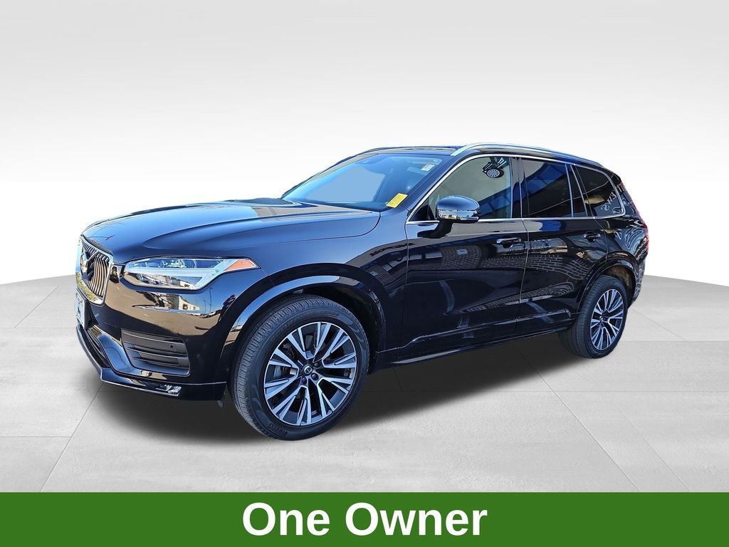 2022 Volvo XC90 T5 Momentum