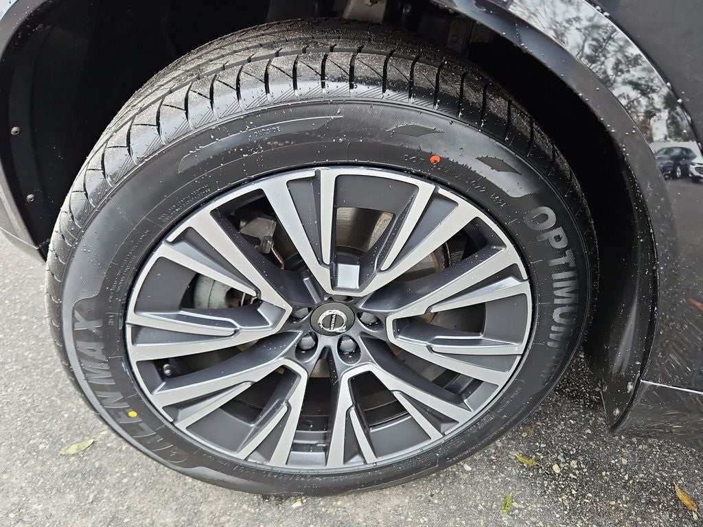 2022 Volvo XC90 T5 Momentum