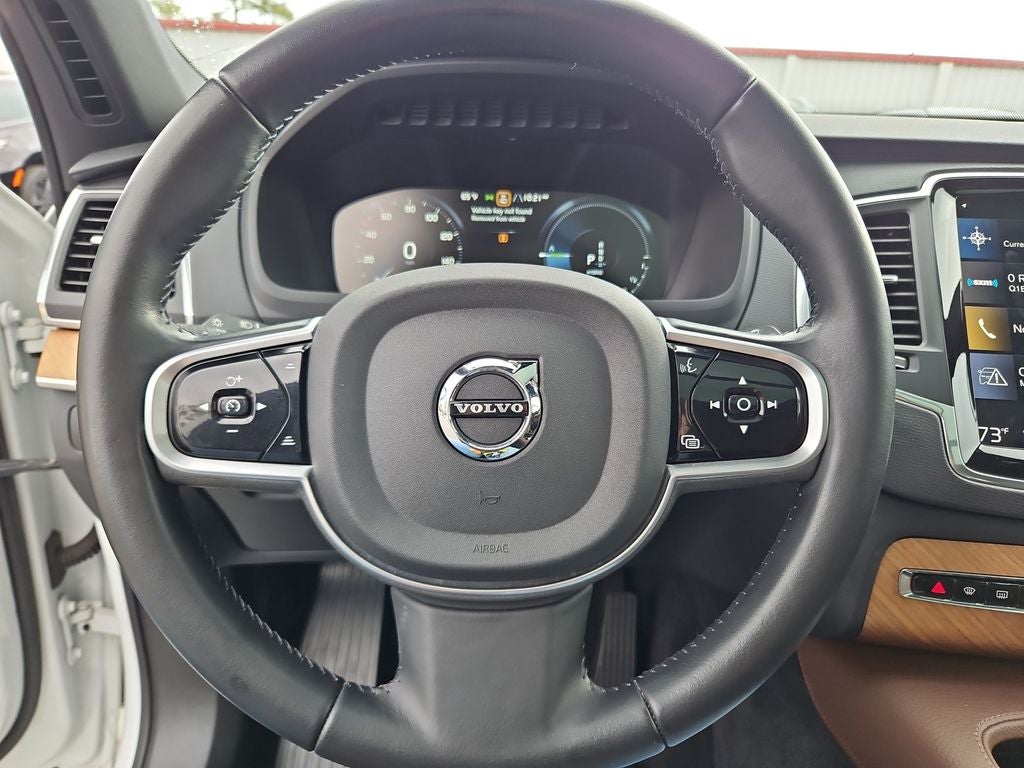 2022 Volvo XC90 Recharge Plug-In Hybrid T8 Inscription Expression 7 Passenger