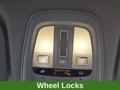 2023 Volvo XC60 B5 Plus Bright Theme